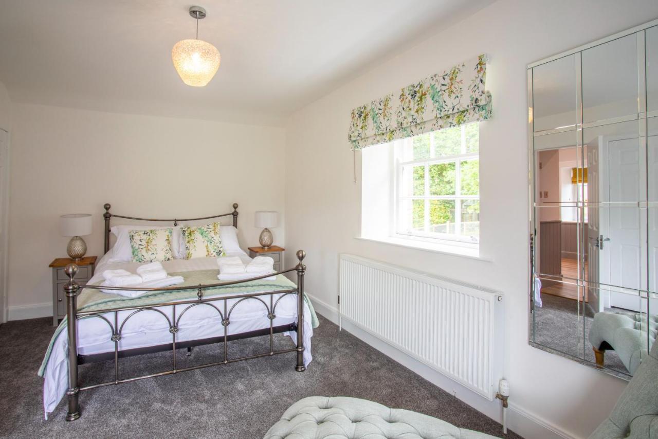 Laundry Cottage: Drumlanrig Castle Thornhill  Bagian luar foto