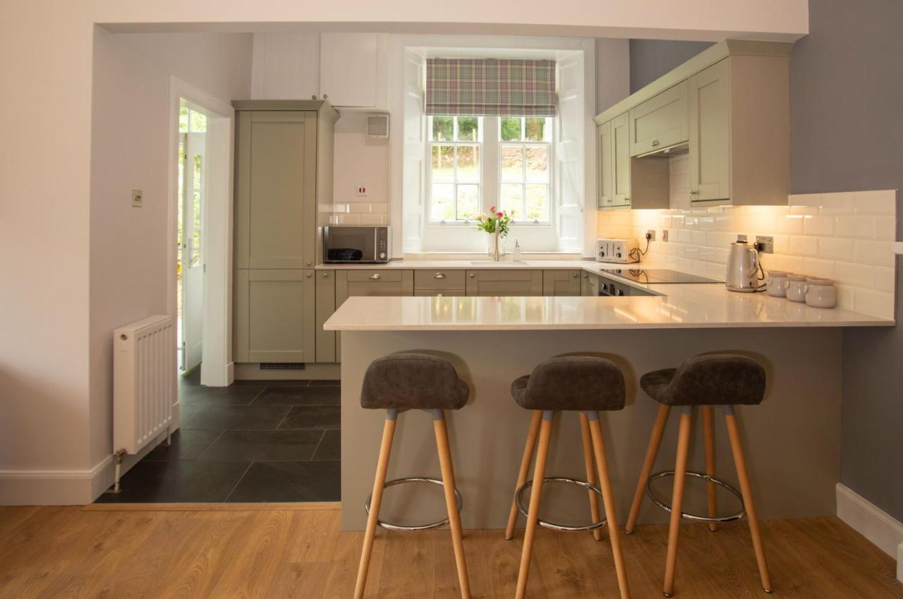 Laundry Cottage: Drumlanrig Castle Thornhill  Bagian luar foto