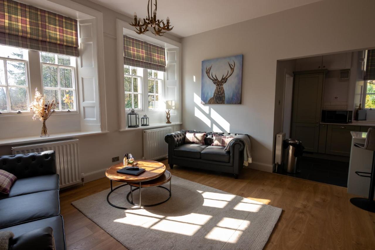 Laundry Cottage: Drumlanrig Castle Thornhill  Bagian luar foto